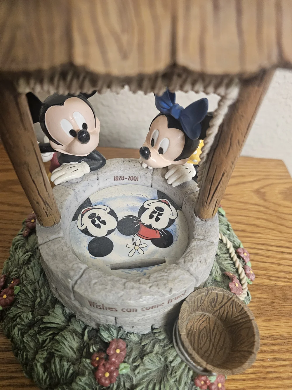 Hallmark Disney Mickey & Minnie 